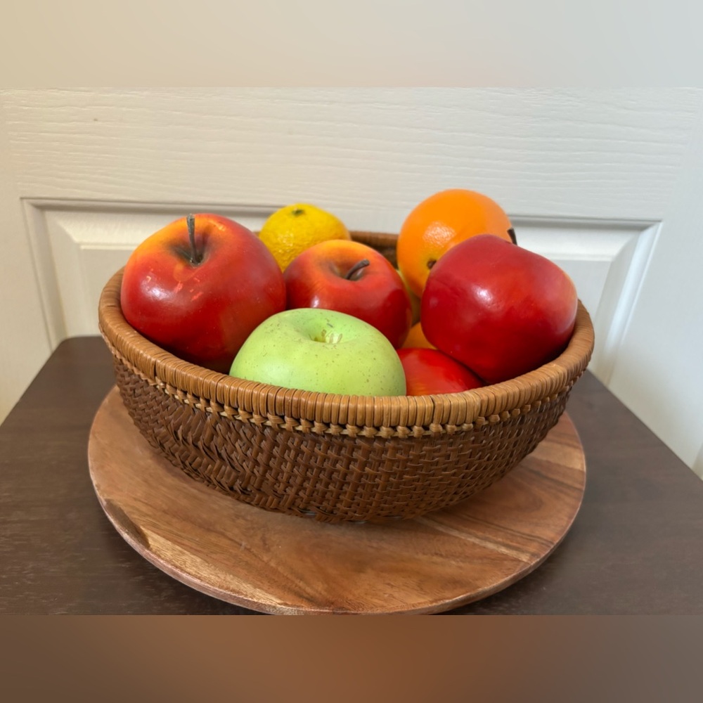 Vintage Round Rattan Wicker Fruit Basket Bread Basket